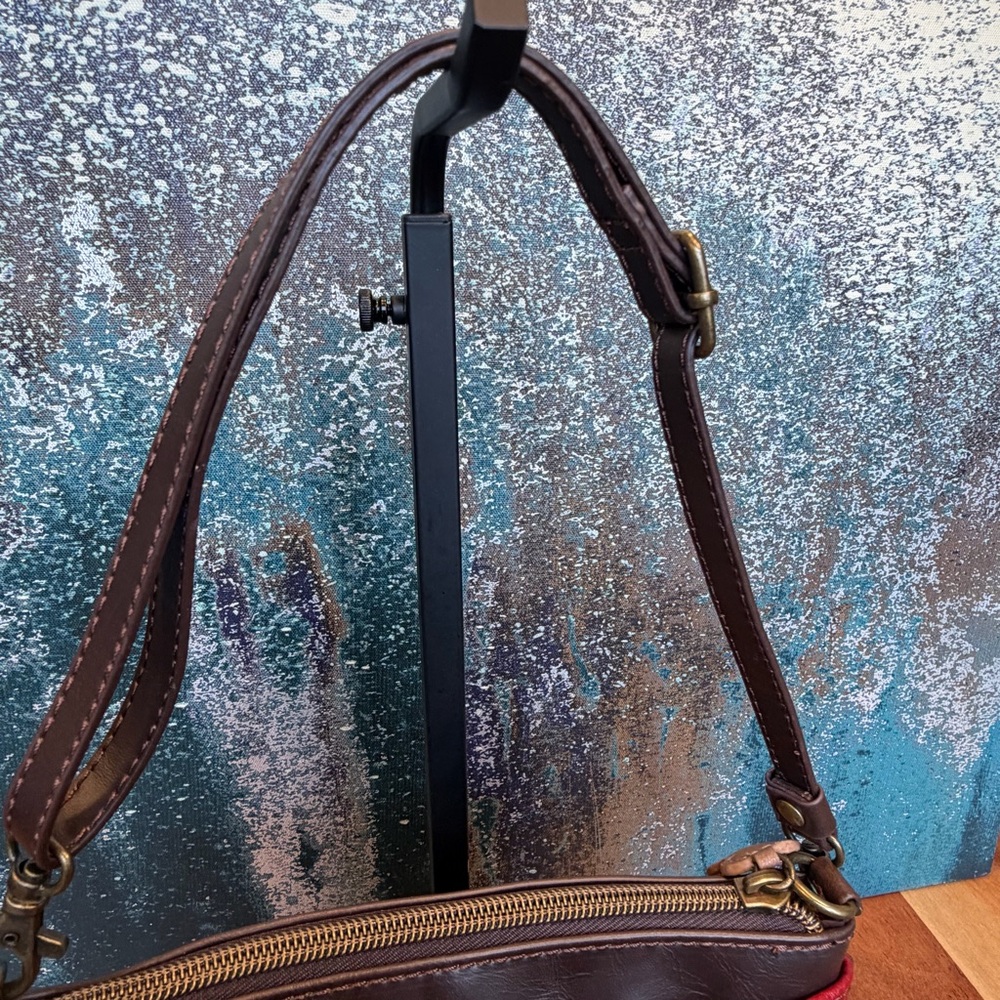 Chala Cottagecore Dog Appliqué Faux Leather Shoulder/Crossbody Bag – (VGUC) - Picture 12 of 15